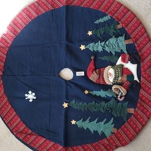 Christmas tree skirt